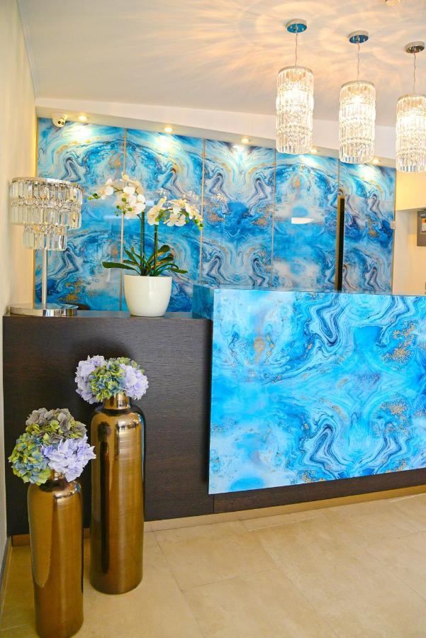 Hotel Czinege & Etterem Koka Екстериор снимка
