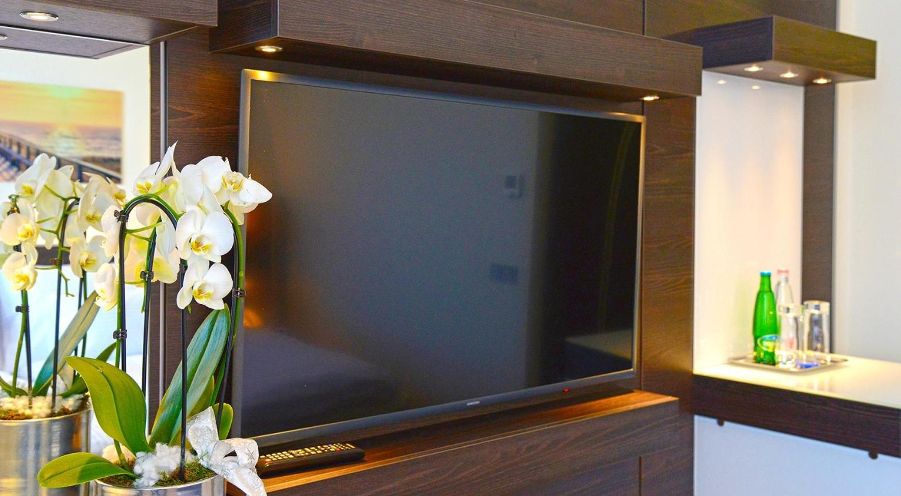Hotel Czinege & Etterem Koka Екстериор снимка